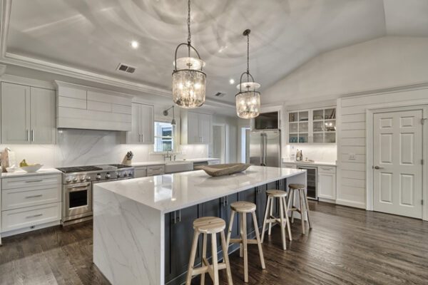 740 Spring Lake