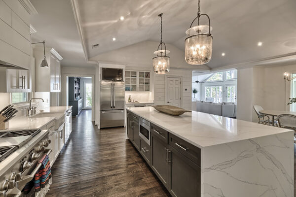 740 Spring Lake