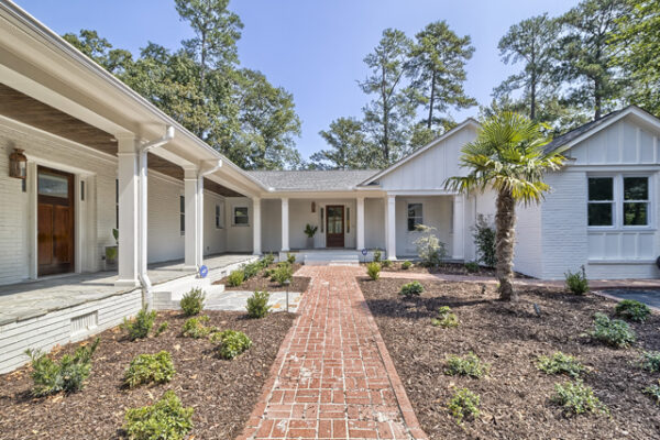 740 Spring Lake