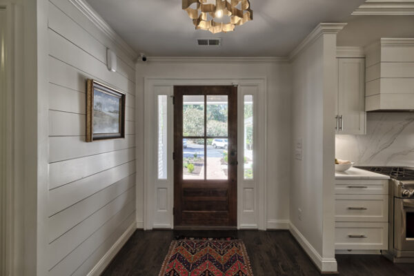 740 Spring Lake