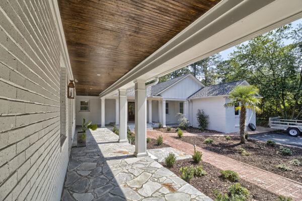 740 Spring Lake