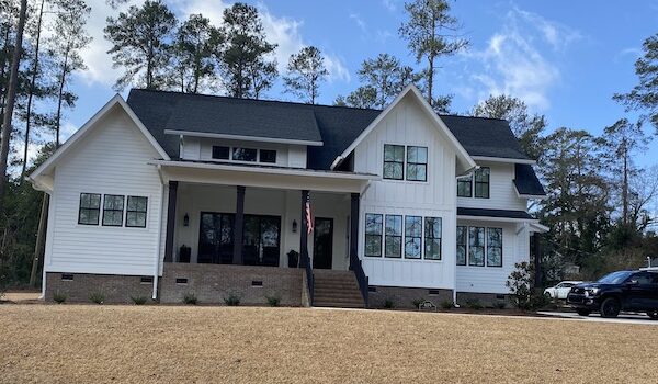 4174 East Buchanan