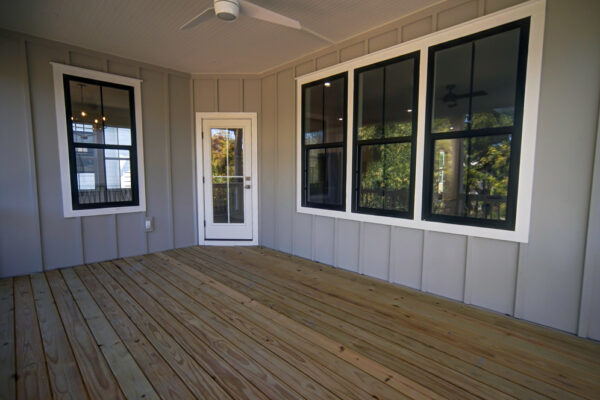 39 PORCH